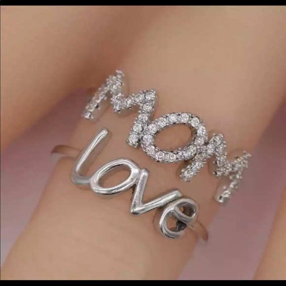 925 Silver Ring Round Cut White Sapphire New - Picture 5 of 5